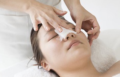 Tôi chẳng dám gặp ai vì phẫu thuật thẩm mỹ hỏng Tôi chẳng dám gặp ai vì phẫu thuật thẩm mỹ hỏng