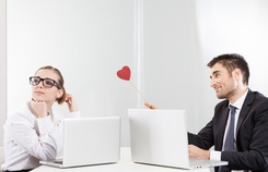 Khó xử khi người yêu là cấp dưới Khó xử khi người yêu là cấp dưới