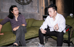 Tùng Dương chìm đắm trong bản ballad đẹp như mơ với cố nghệ sĩ Trần Lập Tùng Dương chìm đắm trong bản ballad đẹp như mơ với cố nghệ sĩ Trần Lập