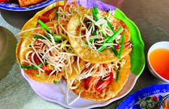 Bánh xèo “Tắm lửa' Bánh xèo “Tắm lửa'