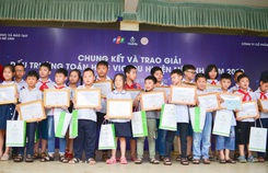 Gần 700 học sinh tranh tài tại 'Đấu trường toán học' Gần 700 học sinh tranh tài tại 'Đấu trường toán học'