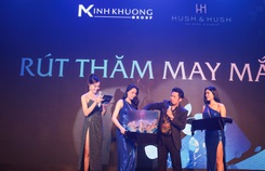 Ca sĩ Bằng Kiều cùng Phương Vy Idol chúc mừng Hush & Hush ra mắt dòng sản phẩm mới 2021. Ca sĩ Bằng Kiều cùng Phương Vy Idol chúc mừng Hush & Hush ra mắt dòng sản phẩm mới 2021.