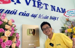 Kênh 'Độc lạ Bình Dương' nhận Nút Vàng Youtube