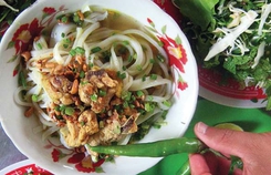 Mì quảng Phú Chiêm