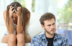 Làm thế nào để đối phó với bạn trai hay ghen? Làm thế nào để đối phó với bạn trai hay ghen?