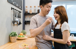 Ở nhà, đàn ông là “hàng thiết yếu”! Ở nhà, đàn ông là “hàng thiết yếu”!