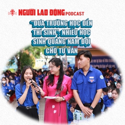 "Đưa trường học đến thí sinh": Nhiều học sinh Quảng Nam đợi chờ tư vấn