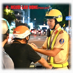 CSGT kiểm tra nồng độ cồn ngay từ Mùng 1 Tết