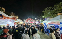 Đà Nẵng: Đông nghịt người mua sắm tại Phiên chợ Tết công nhân 2023