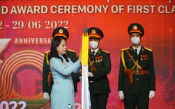 Phó Chủ tịch nước trao Huân chương Lao động hạng Nhất cho tập đoàn CT GROUP