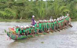 Sức hút từ lễ hội ở Cần Thơ: Vô địch đua ghe ngo sẽ nhận giải thưởng lớn