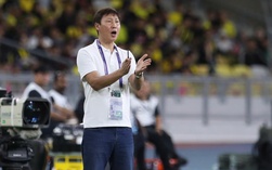 HLV Kim Sang-sik xin lỗi người hâm mộ bóng đá Việt Nam