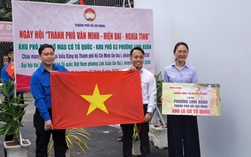 TP HCM: Phường Linh Xuân ra mắt "Khu phố rực rỡ màu cờ Tổ quốc"