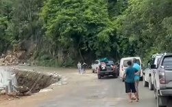 Đèo Đại Ninh sạt lở, xe xếp hàng dài trên tuyến Phan Thiết – Đà Lạt