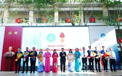 Lễ khai giảng đặc biệt của học sinh TP HCM
