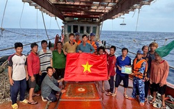Chiến sĩ Cảnh sát biển, ngư dân hướng về Đại hội XIV