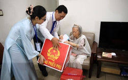 Câu chuyện nhân văn đằng sau "thùng phiếu di động"