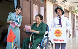 Những người lính đặc biệt trong ngày bầu cử