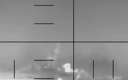 Mỹ đánh chìm hơn 30 tàu Iran, ông Donald Trump ra tối hậu thư