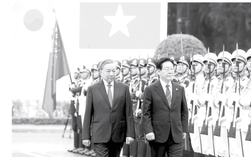 Báo in ngày 23-4: Việt Nam - Hàn Quốc hợp tác chiến lược ở tầm cao mới