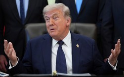 Tổng thống Donald Trump nói về việc “dùng vũ khí hạt nhân chống Iran”