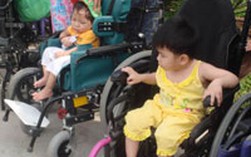Nhiều hoạt động nhân Ngày người khuyết tật Việt Nam 18-4