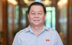 Trưởng Ban Tuyên giáo Trung ương Nguyễn Trọng Nghĩa được bầu vào Bộ Chính trị