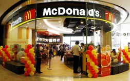 McDonald's Việt Nam xin lỗi vì quảng cáo "kém duyên"