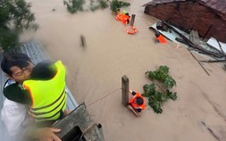 Chính phủ chỉ đạo chi trả gộp 3 tháng lương hưu và trợ cấp bảo hiểm xã hội cho 4 tỉnh bị lũ lụt