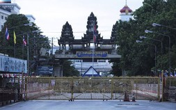 Campuchia đóng cửa biên giới, Thái Lan "tiếp tục hành động quân sự"