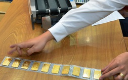 Giá vàng hôm nay 5-12: Bật tăng mạnh trở lại