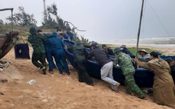 Bão giữa mùa hè, các tỉnh miền Trung ra công điện khẩn ứng phó