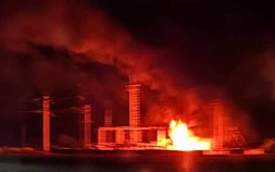 Ukraine tung video đánh thuốc nổ cầu Crimea, đánh sập lưới điện nhiều nơi ở Nga