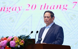 Thủ tướng chỉ đạo chấm dứt tình trạng "cò làm giấy tờ"