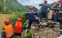 Cảnh báo hoàn lưu bão số 3 Wipha gây mưa rất to, đe dọa lũ quét, sạt lở đất tại hàng loạt địa phương