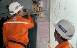 Cúp điện đột ngột ở TP HCM lúc giữa trưa, người dân bị đảo lộn sinh hoạt