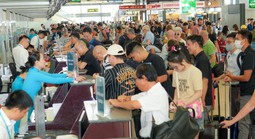 Thông tin bất ngờ về lượng khách qua sân bay Nội Bài dịp 30-4