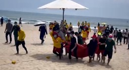 Diễn biến mới vụ 9 người bị sóng cuốn trôi khi tắm biển Đà Nẵng