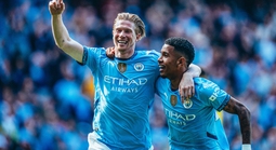 Hành trình trở lại của Man City