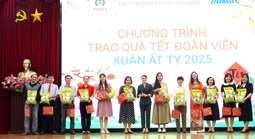 Niềm vui cho Công đoàn viên khó khăn của Trường ĐH Cửu Long