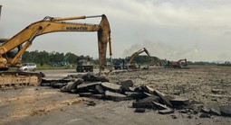 Nhiều đường băng xuống cấp, sửa chữa tạm thời, tiềm ẩn nguy cơ mất an toàn bay