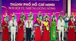 Dạt dào cảm xúc với chương trình khép lại "Những ngày Văn học – Nghệ thuật TP HCM"