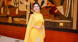 Duyên Quỳnh thừa nhận dễ "lung lay" vì thiếu trải nghiệm sống