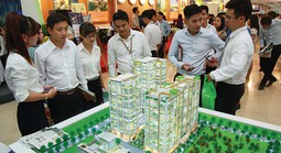 Hé lộ “ông lớn” bất động sản trả lương cho nhân viên gần 40 triệu đồng/tháng