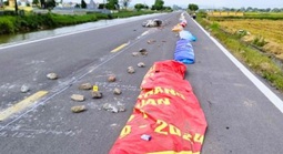 Khởi tố người nông dân phơi lúa trên đường dẫn tới tai nạn chết người