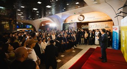 Điện ảnh Việt và những cái bắt tay xuyên biên giới