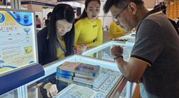 Giá vàng hôm nay 10-11: Vừa mở cửa, tăng trở lại