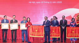 Ngoại giao phát huy vai trò tiên phong