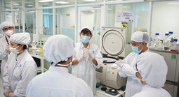 Người lao động ngành Y được hỗ trợ tối đa 2 triệu đồng dịp Tết