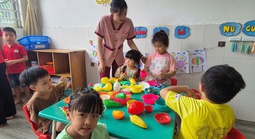 Bộ Nội vụ cảnh báo việc áp dụng hệ số lương đặc thù cho nhà giáo